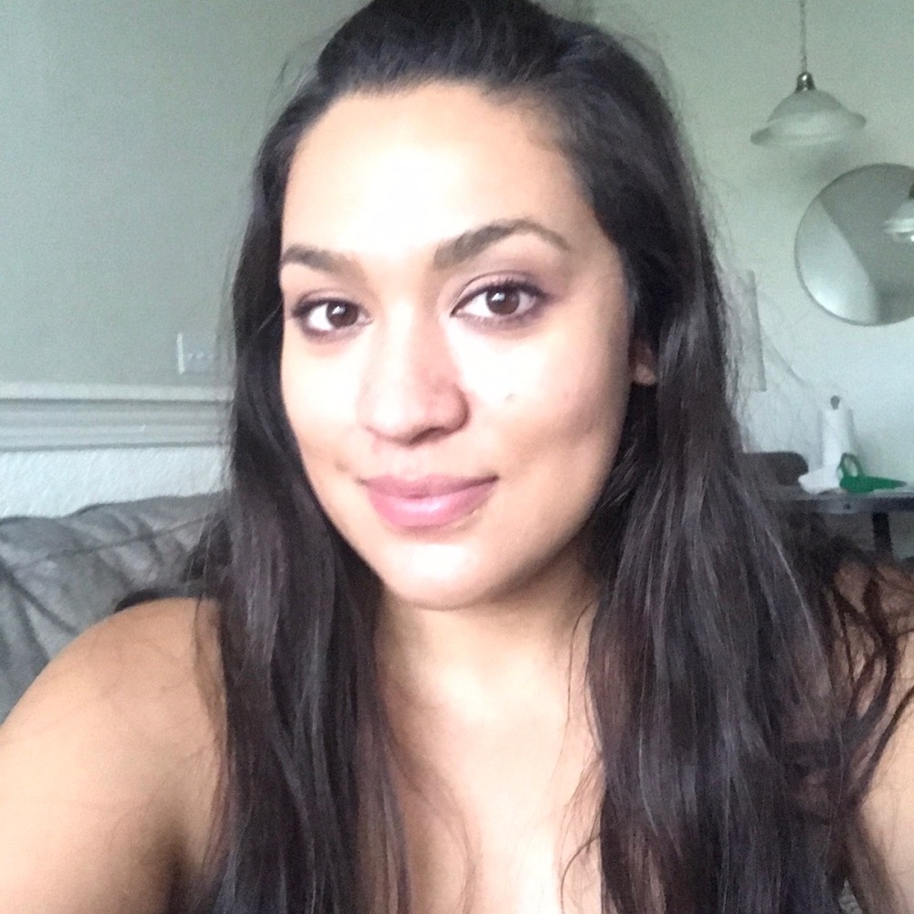 Meet your Posher, Adriana